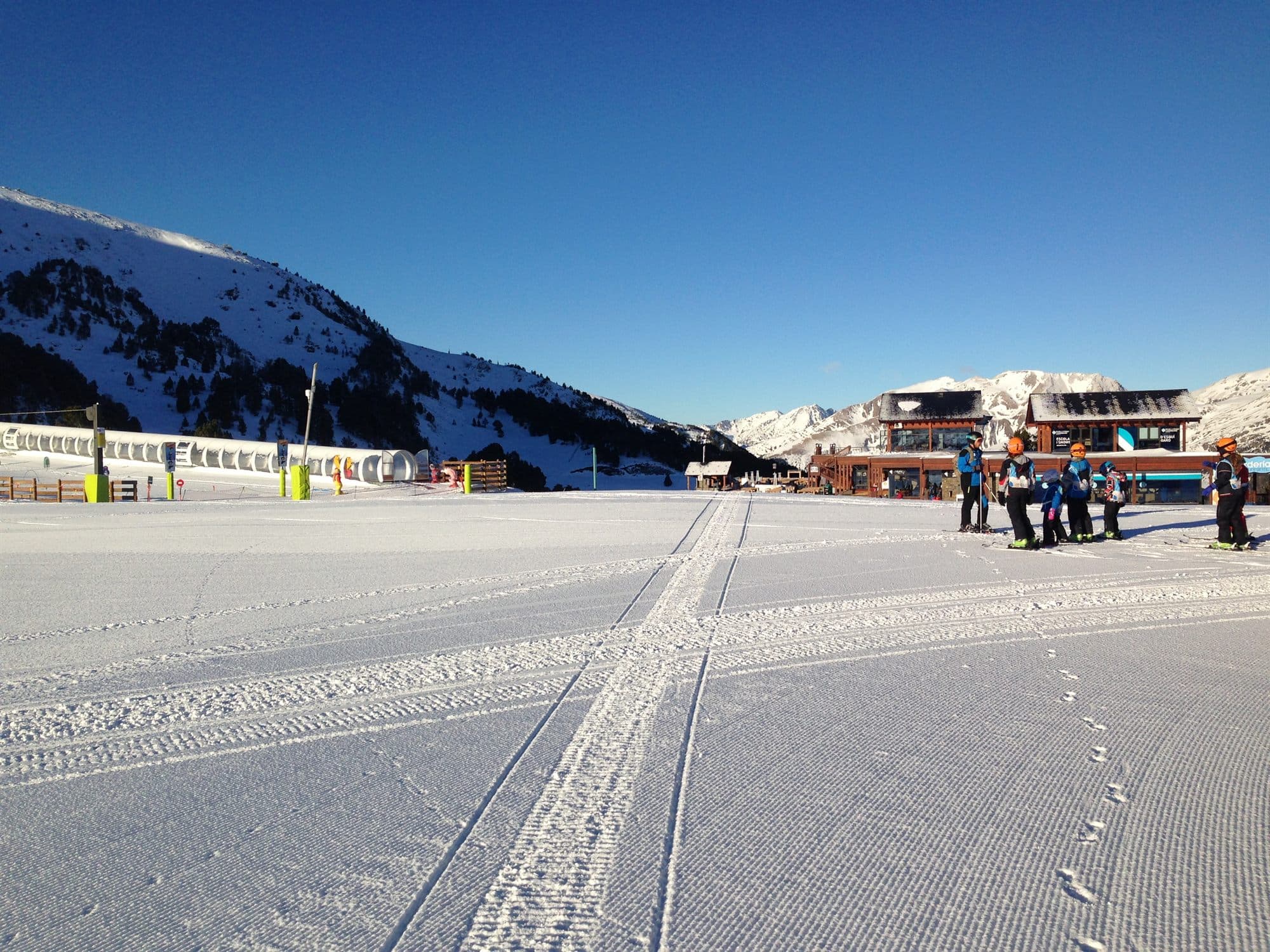 Skiing in Soldeu, Grandvalira