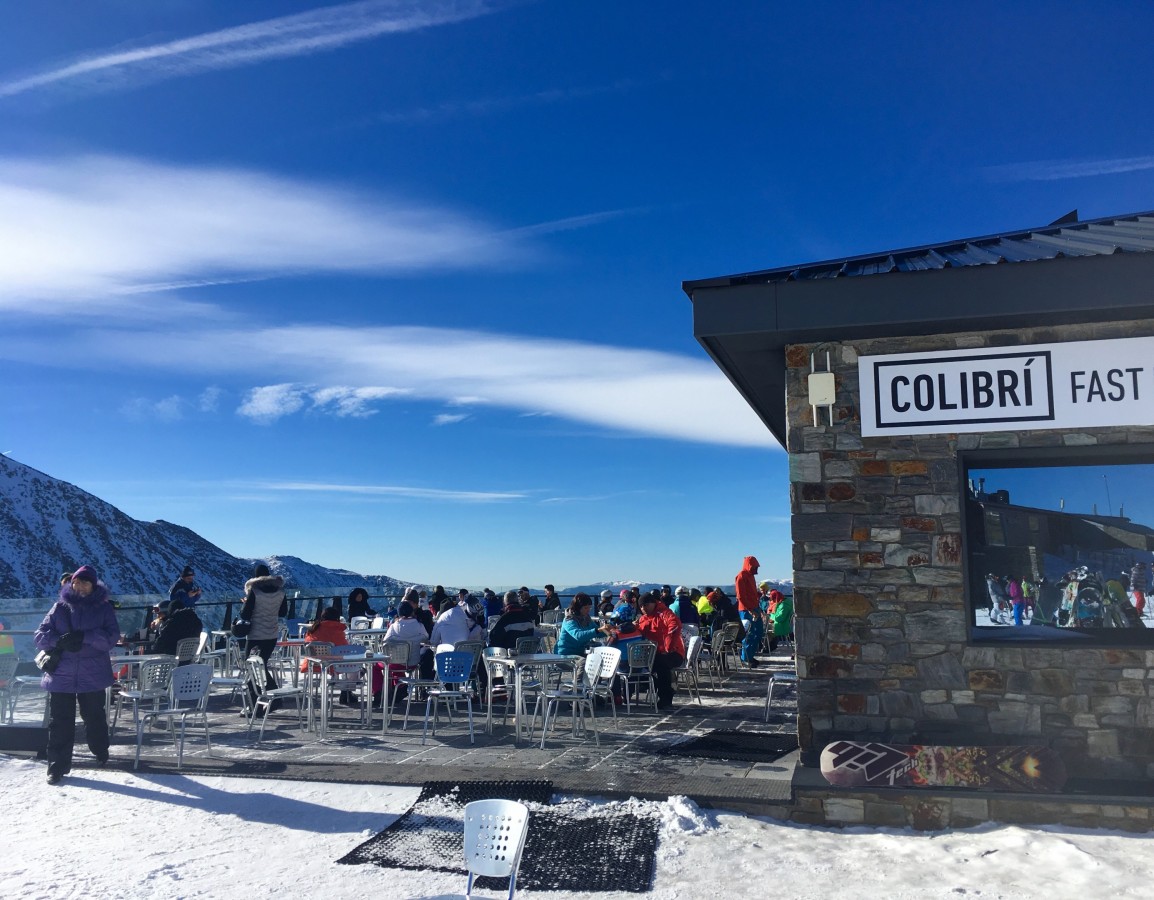 Gorgeous bluebird day - perfect for sunbathing outside Colibri snack bar!