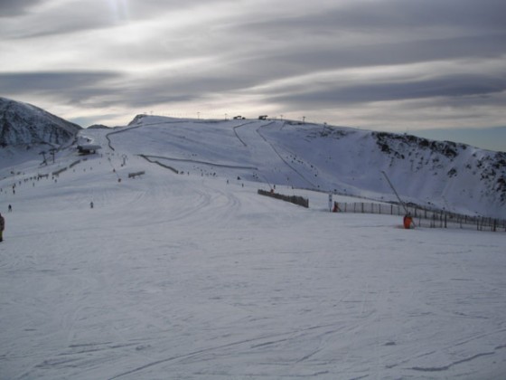 View up from top of 'Tosa Espiolets' lift