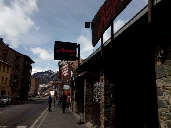 Aspen Bar