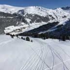 Off piste tracks to the right of the blue Duc run