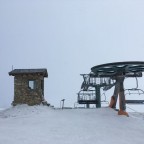 The top of TSF4 Els Clots chair lift from El Tarter to Canillo