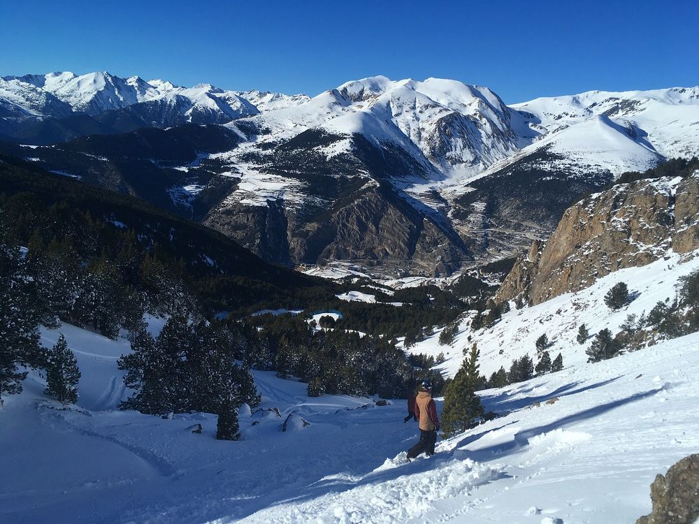 Steep and challenging off-piste runs in Canillo